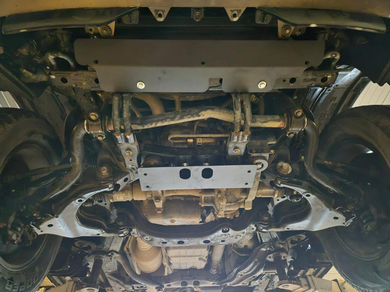 Engine skid plate Lexus GX460 - 5