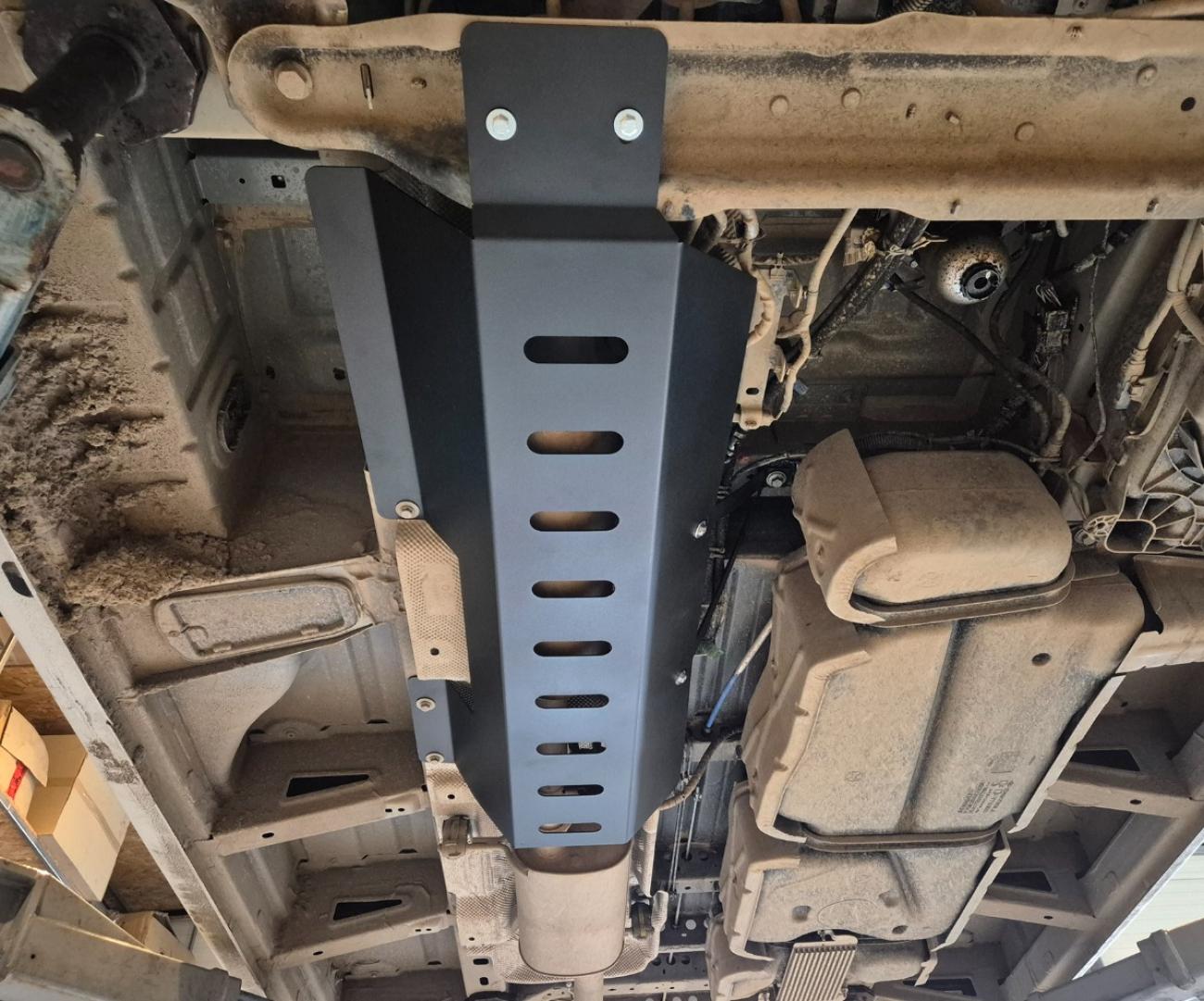 Catalyst and Stop&Go skid plate Renault Master - 5