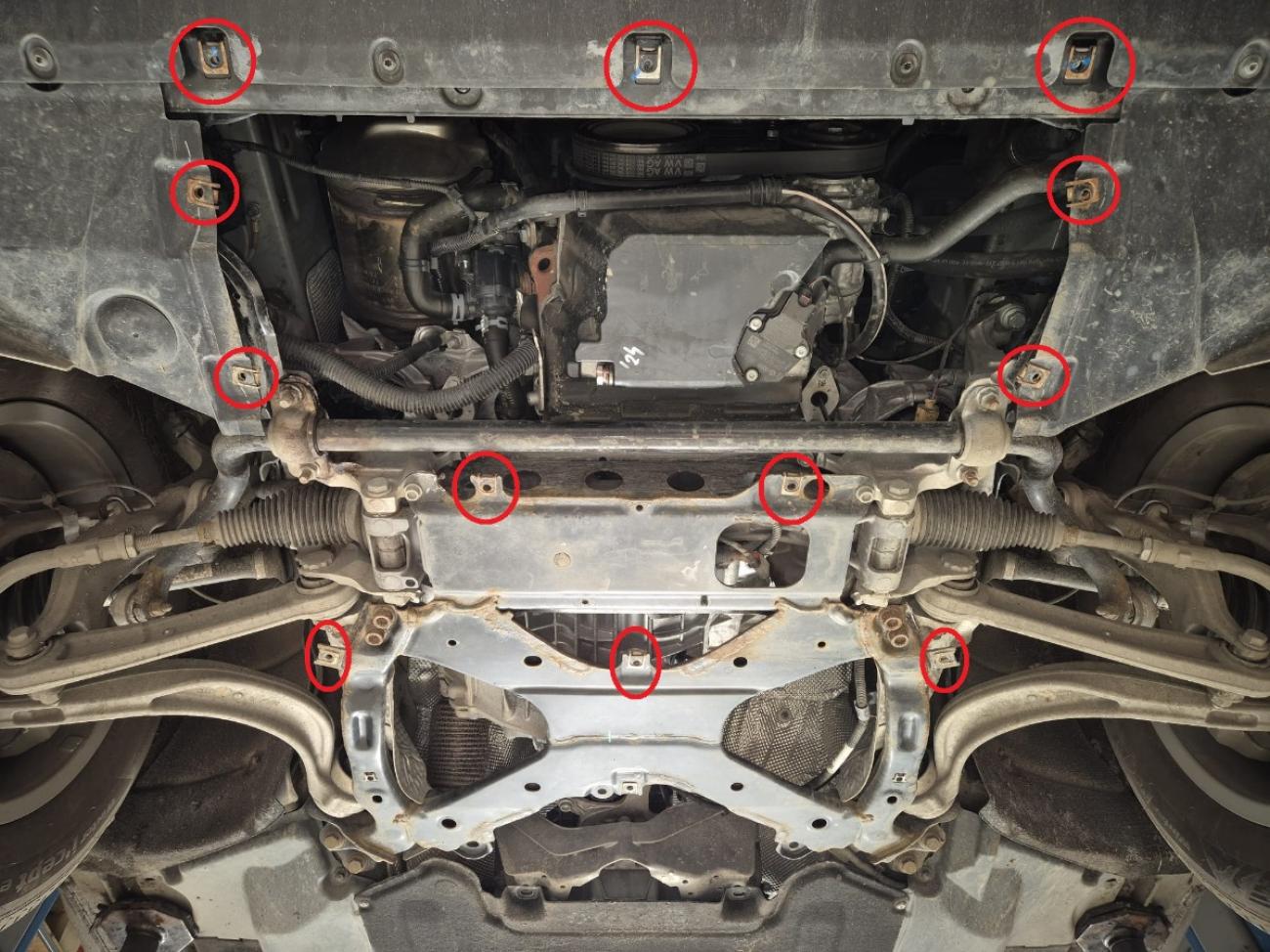 Engine skid plate metalic Audi Q5 - 3