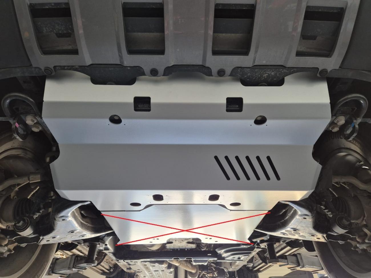 Aluminum radiator skid plate Toyota Land Cruiser 250 - 4