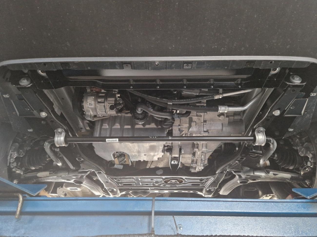 Engine skid plate Man TGE - 5