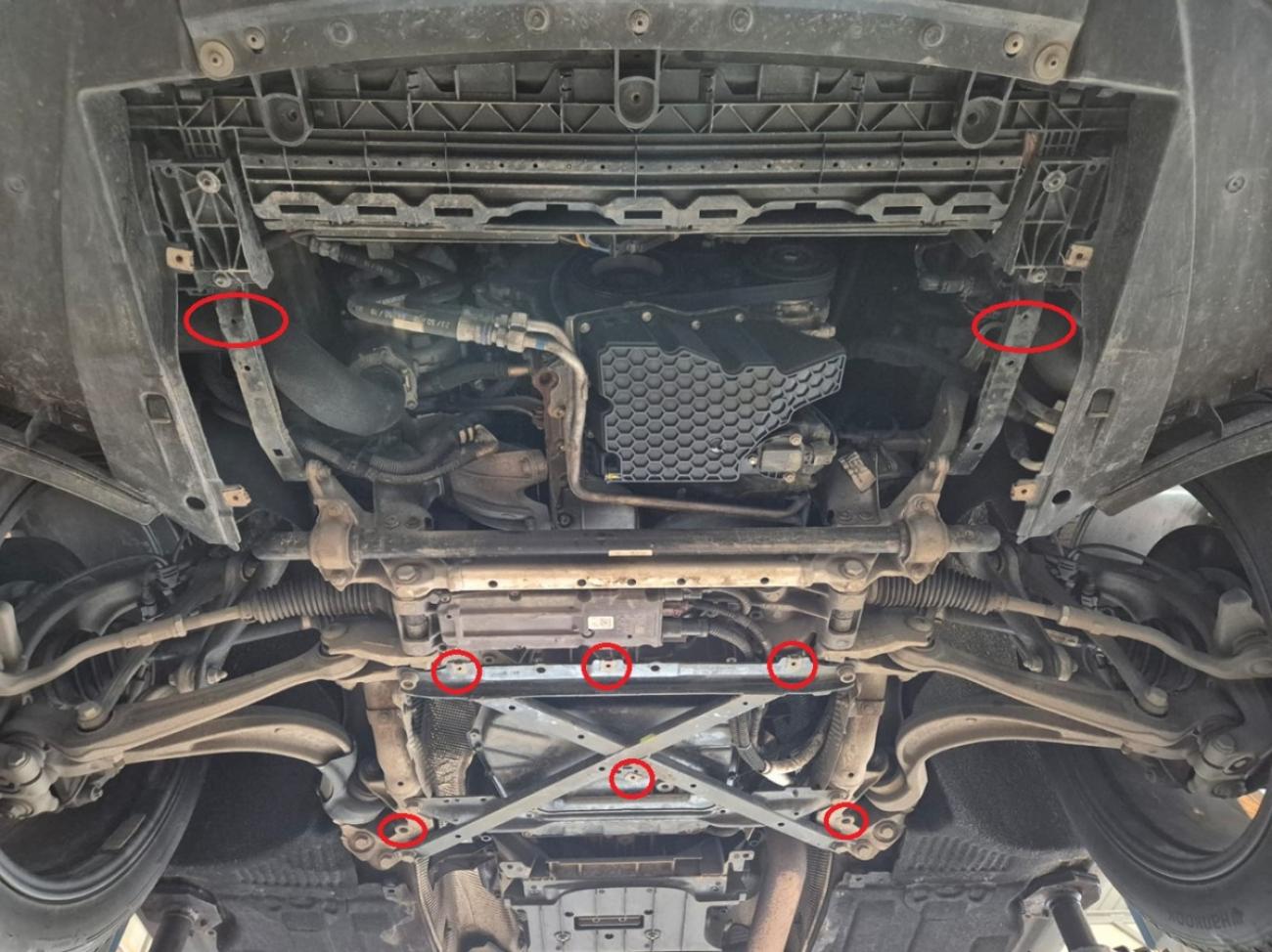 Engine skid plate Porsche Macan - 3