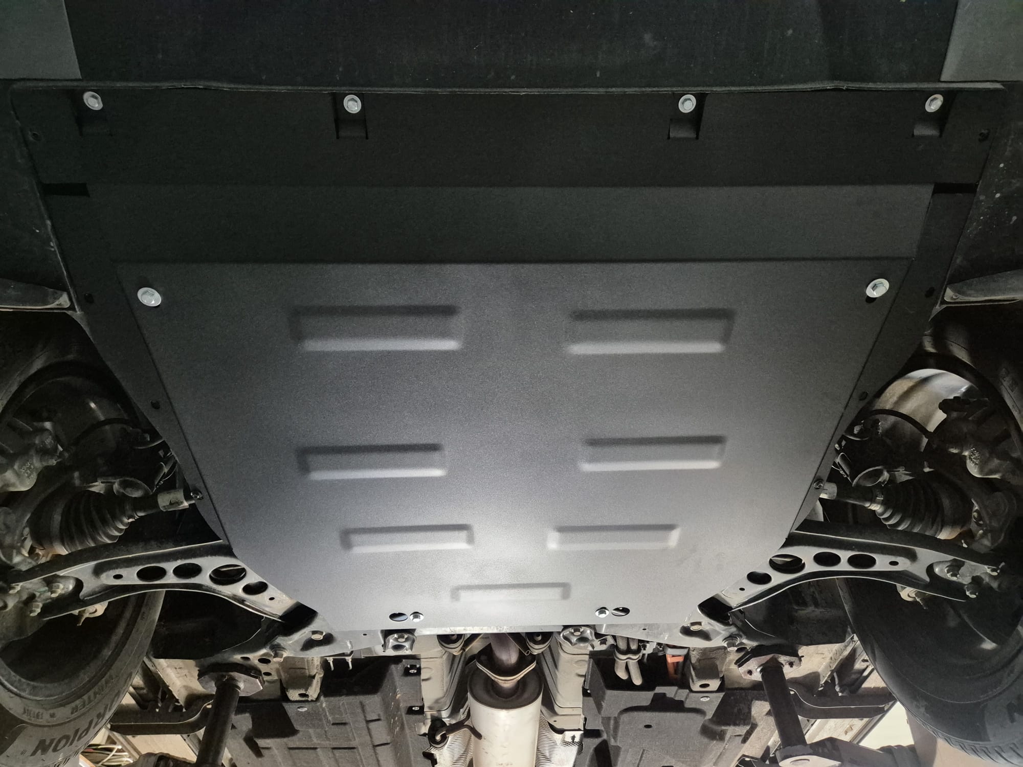 Baic Beijing BJ30 steel skid plate - 4